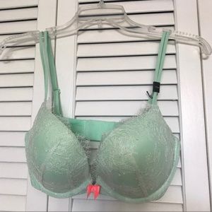 Victoria's Secret Sexy mint green Push-up Bra 32DD